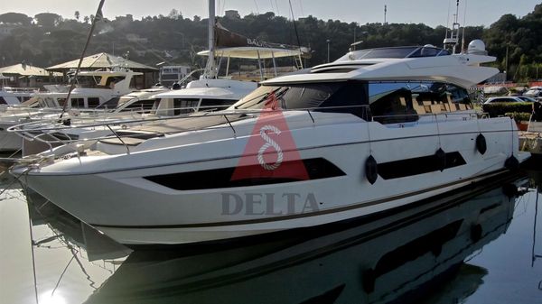 Prestige 680 Fly