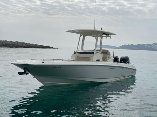 Boston Whaler 270 Dauntless - main image