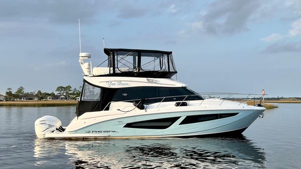 Regal 42 FXO
