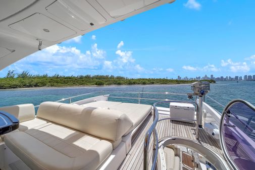 Azimut 64 Flybridge image