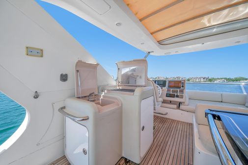 Azimut 64 Flybridge image