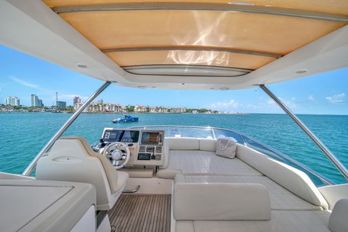 Azimut 64 Flybridge image