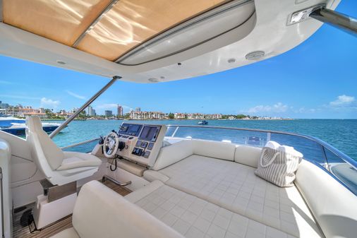 Azimut 64 Flybridge image