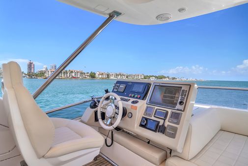 Azimut 64 Flybridge image