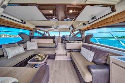 Azimut 64 Flybridge image