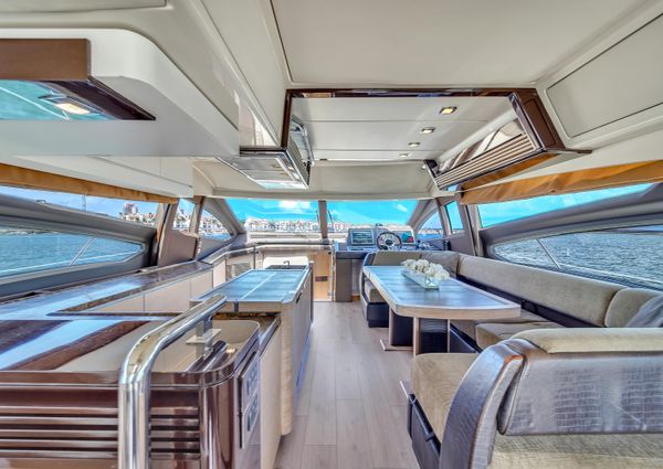 Azimut 64 Flybridge image