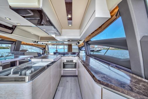 Azimut 64 Flybridge image