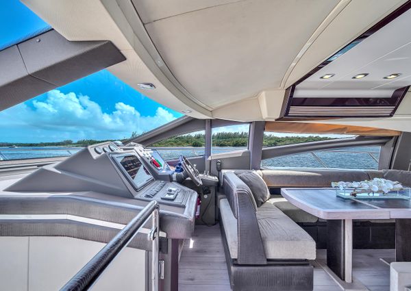 Azimut 64 Flybridge image