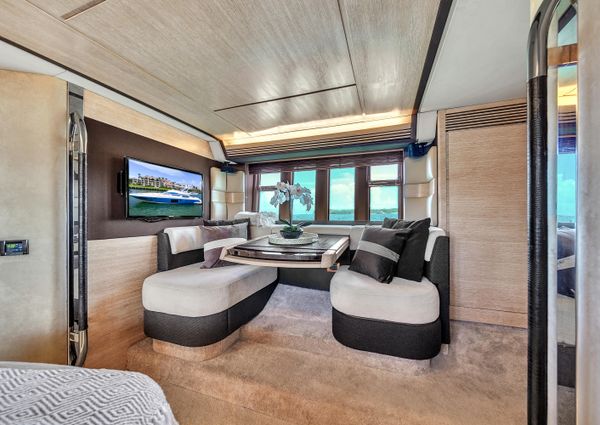 Azimut 64 Flybridge image