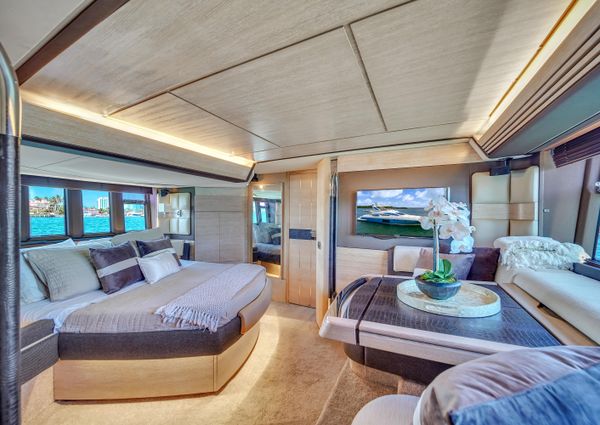 Azimut 64 Flybridge image