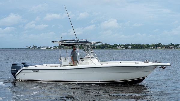 Pursuit 2870 Center Console 