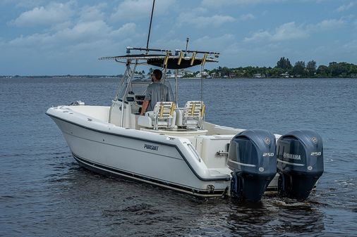 Pursuit 2870 Center Console image