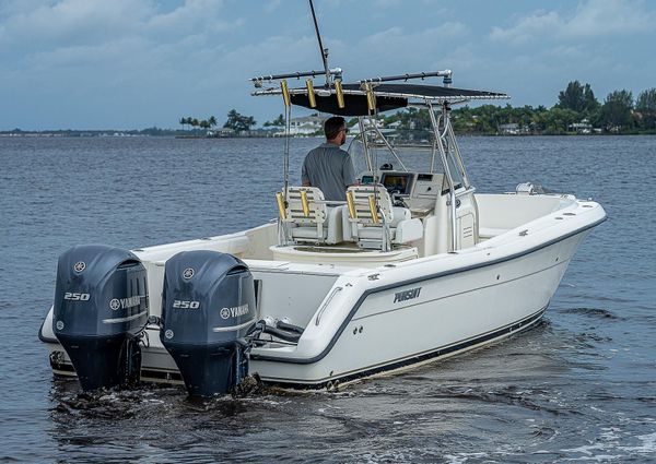 Pursuit 2870 Center Console image