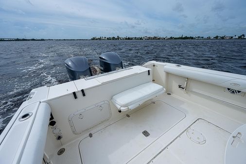 Pursuit 2870 Center Console image