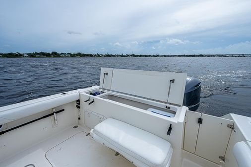 Pursuit 2870 Center Console image