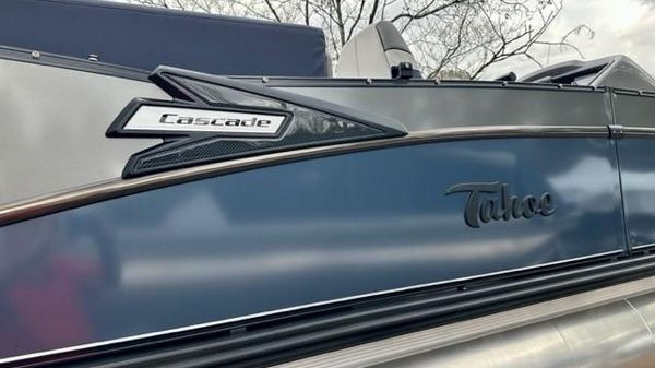 Tahoe Pontoon CASCADE 23' QL SPP - Tri-Toon