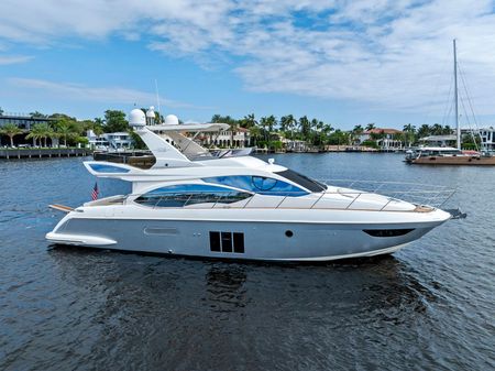 Azimut 53 Fly image