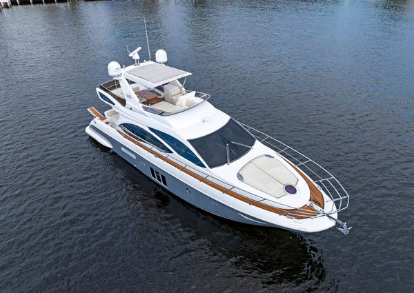 Azimut 53 Fly image