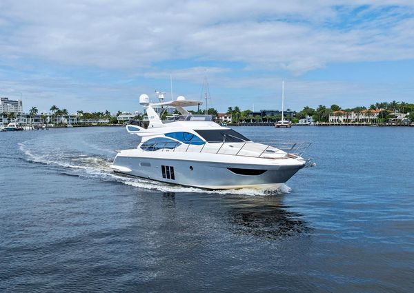 Azimut 53 Fly image