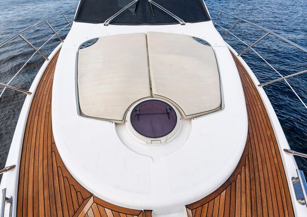 Azimut 53 Fly image