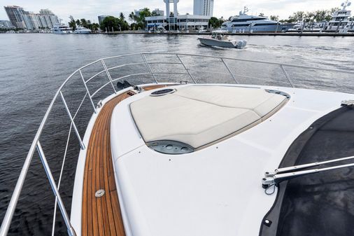 Azimut 53 Fly image