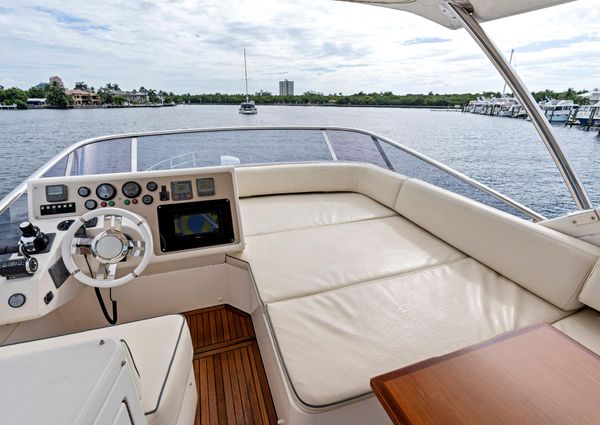 Azimut 53 Fly image