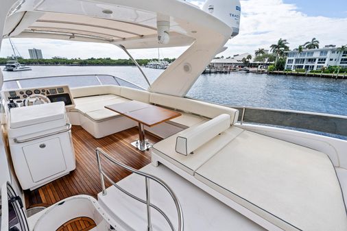 Azimut 53 Fly image