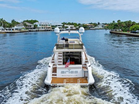 Azimut 53 Fly image