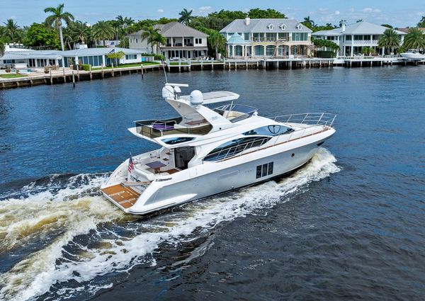 Azimut 53 Fly image