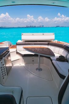 Sea Ray 350 SLX image