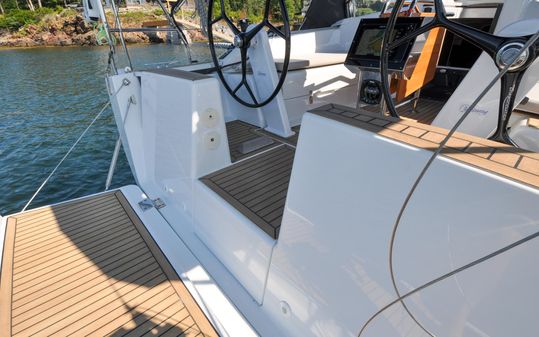 Hanse 348 image