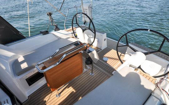 Hanse 348 image