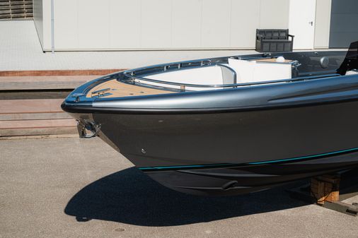 Riva Shuttle image