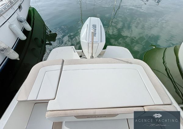 Bayliner VR6 Bowrider image