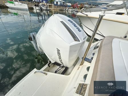 Bayliner VR6 Bowrider image