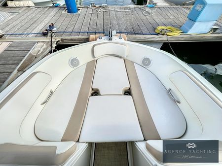 Bayliner VR6 Bowrider image