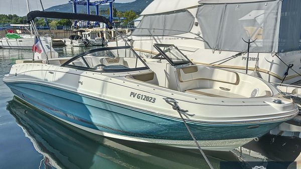 Bayliner VR6 Bowrider 