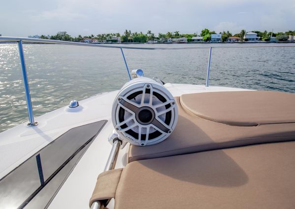 Sea-ray 350-SUNDANCER image