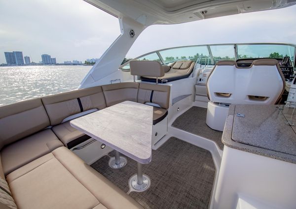 Sea-ray 350-SUNDANCER image