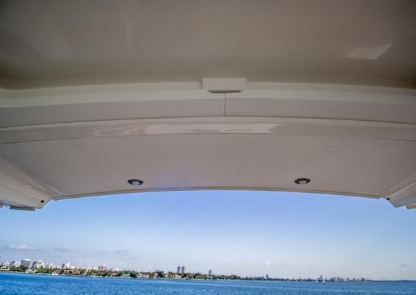 Sea-ray 350-SUNDANCER image