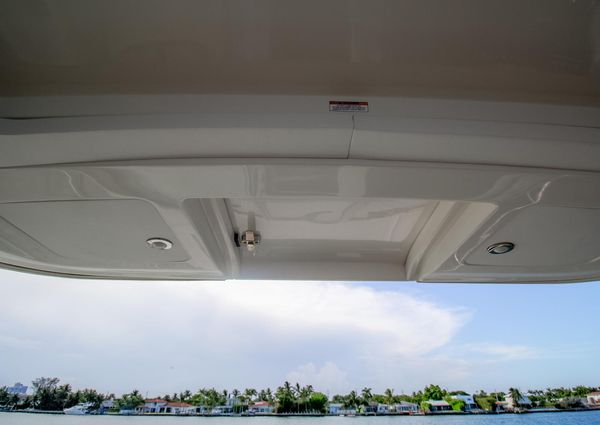 Sea-ray 350-SUNDANCER image