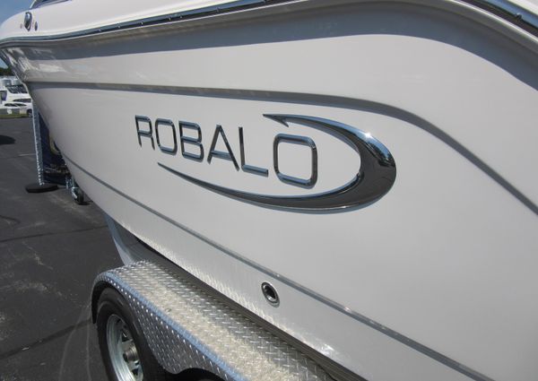 Robalo R222-EXPLORER image