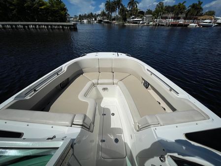 Boston Whaler 320 Vantage image