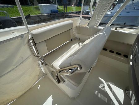 Boston Whaler 320 Vantage image