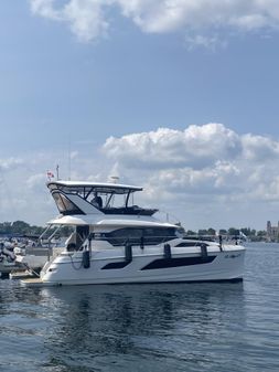 Aquila 44 Yacht image