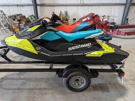 Sea-doo SPARK-2UP image