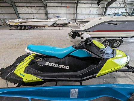 Sea-doo SPARK-2UP image