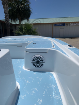 Shallow Sport 24 Mod V image