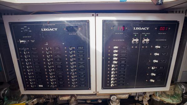 Legacy 32 image