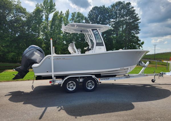 Sportsman Open 212 Center Console image